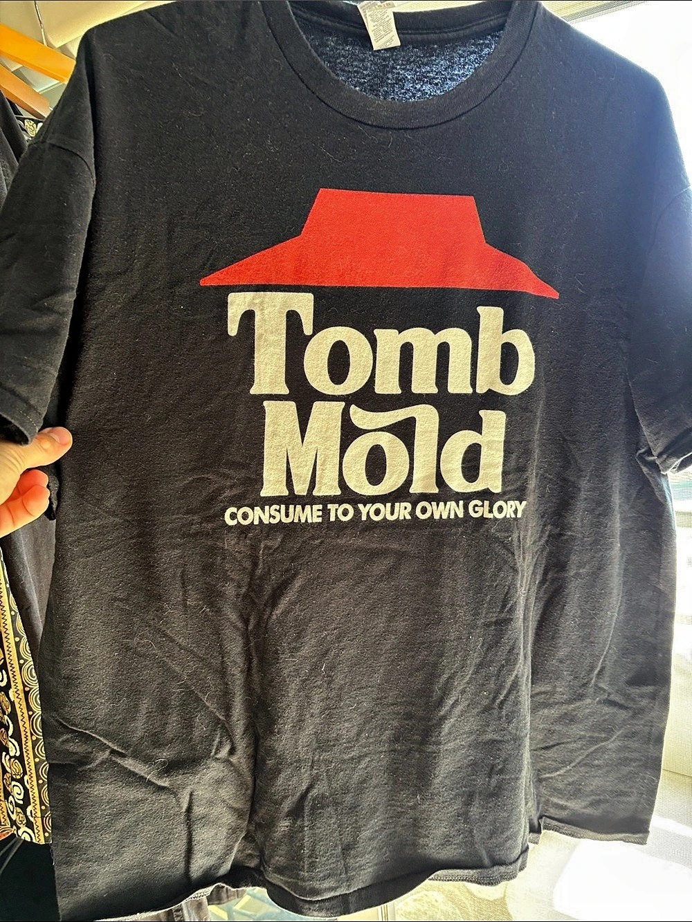 Tomb Mold Pizza Hut death metal band shirt men’s XL